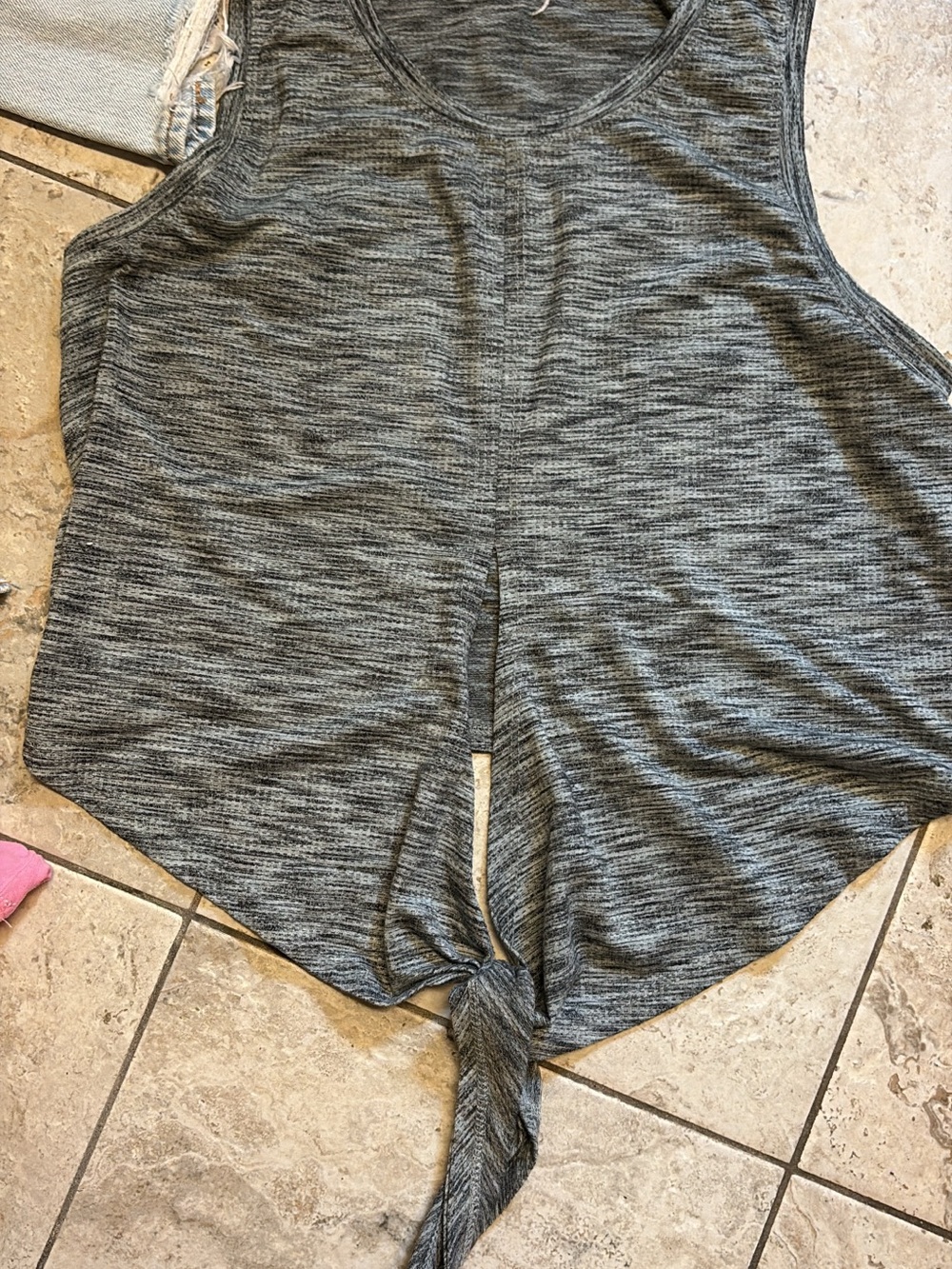 Tie-Front Sleeveless Tank Top in Heather Gray